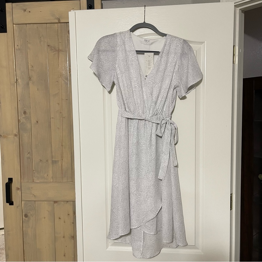 Sienna sky white dress